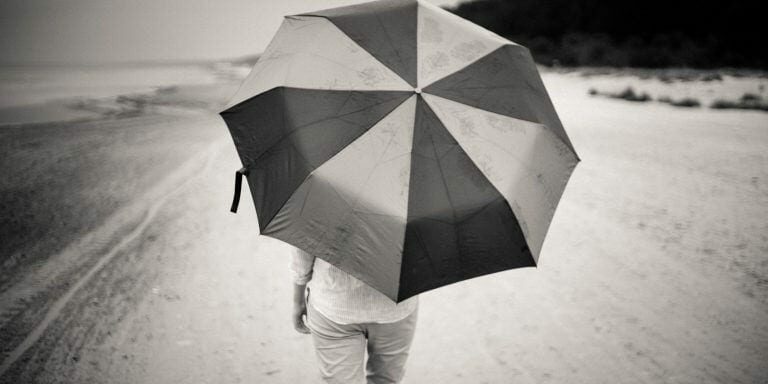 photo credit: barnimages.com <a href="http://www.flickr.com/photos/133488379@N08/30342886751">Rainy day on the beach</a>
